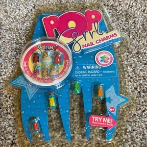Pop girl Nail Charms gummy bears